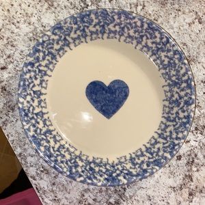 The Workshop of General E. Henn Made in Rossville,OH Friendship pottery pie bowl